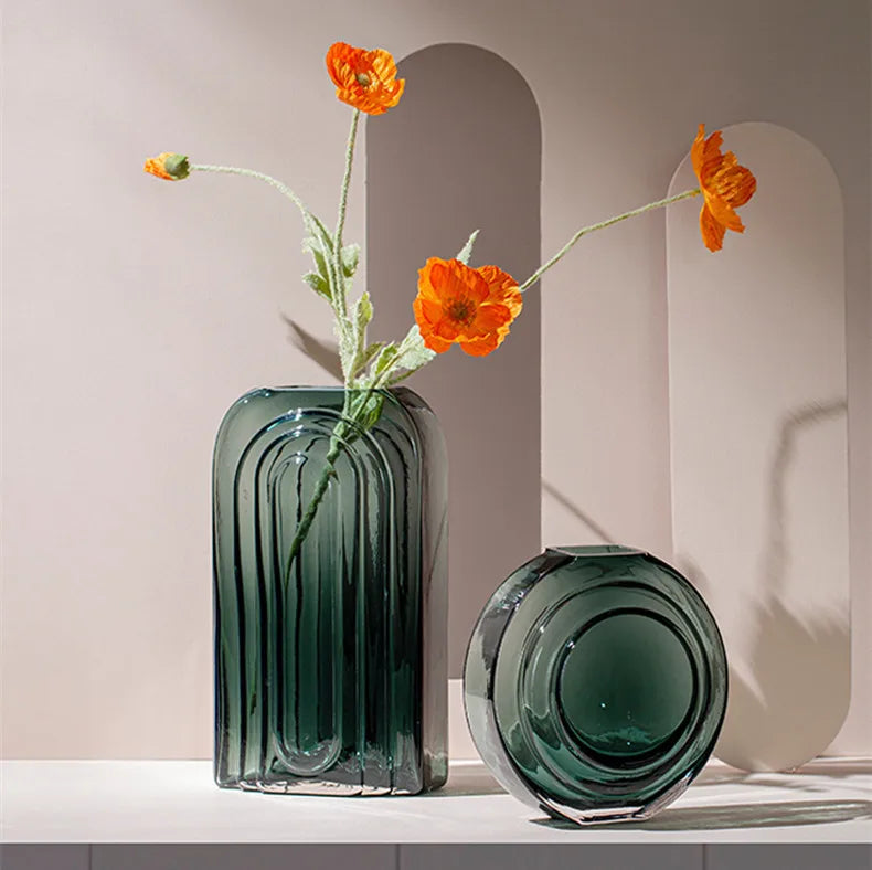 Kreative Glasvasen im nordischen Design