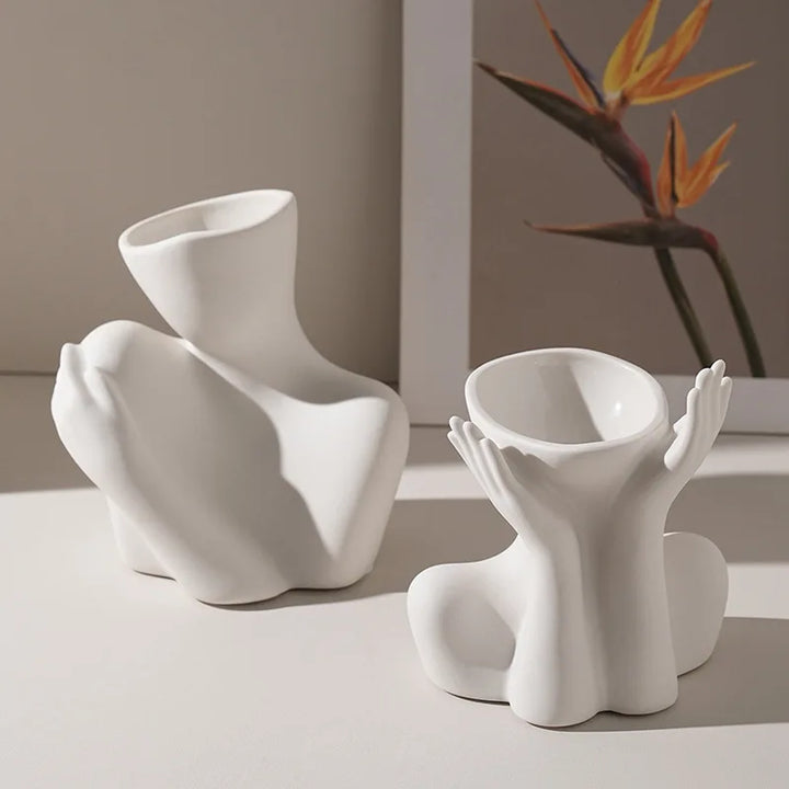 SilhouetteVase